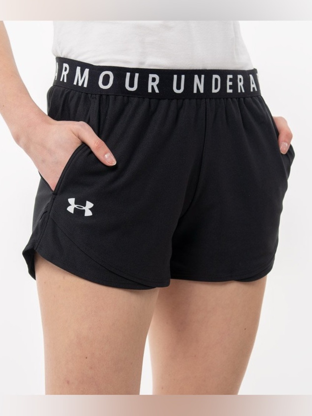 Under Armour shorts small